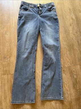 Democracy Women's Medium Wash Blue Flare Jeans size 6